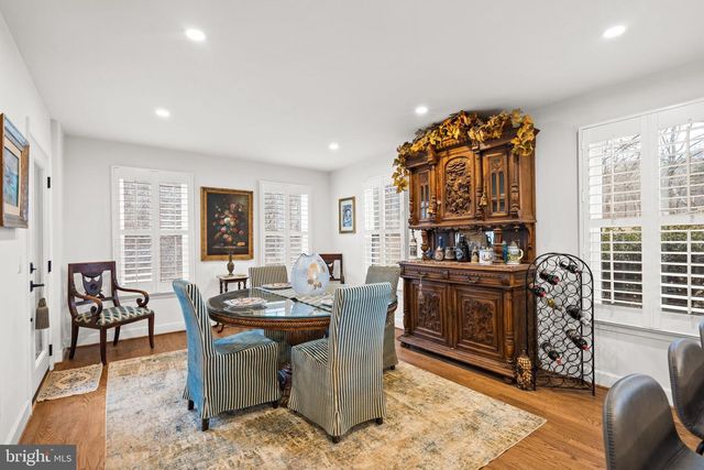 5755 HUNTON WOOD DR, Broad Run, VA 20137