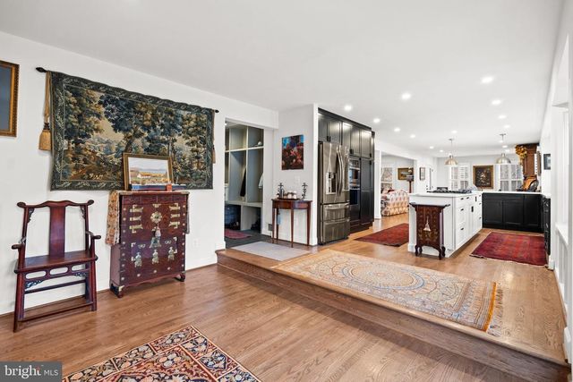 5755 HUNTON WOOD DR, Broad Run, VA 20137