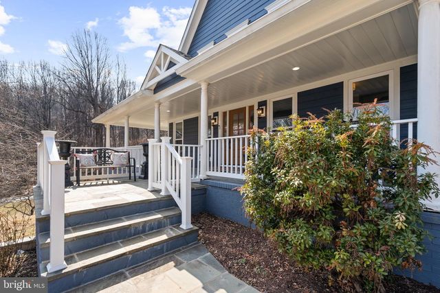 5755 HUNTON WOOD DR, Broad Run, VA 20137