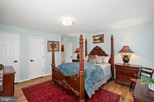 5755 HUNTON WOOD DR, Broad Run, VA 20137