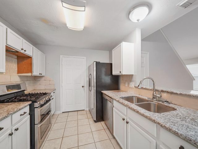 7620 Goudin Drive, Houston, TX 77489