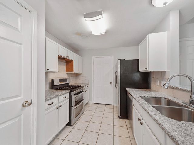 7620 Goudin Drive, Houston, TX 77489