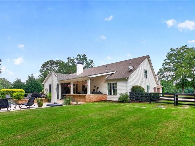 38 Mattox Road, Newnan, GA 30263