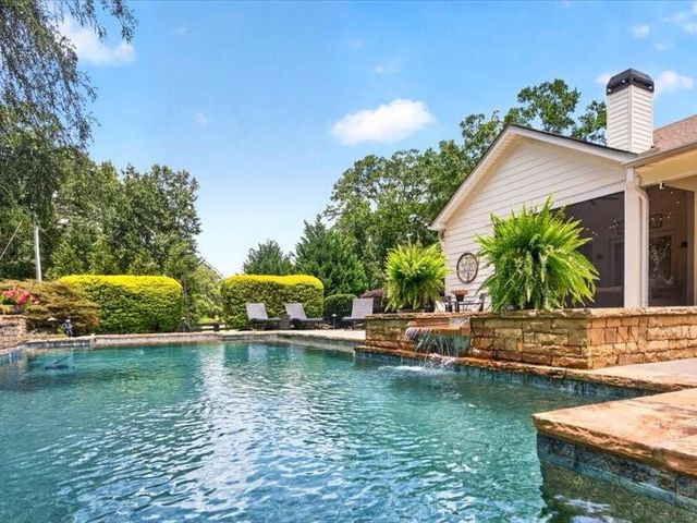 38 Mattox Road, Newnan, GA 30263