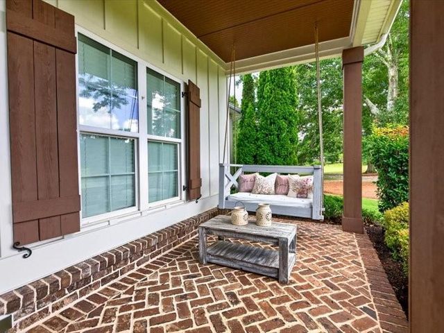 38 Mattox Road, Newnan, GA 30263