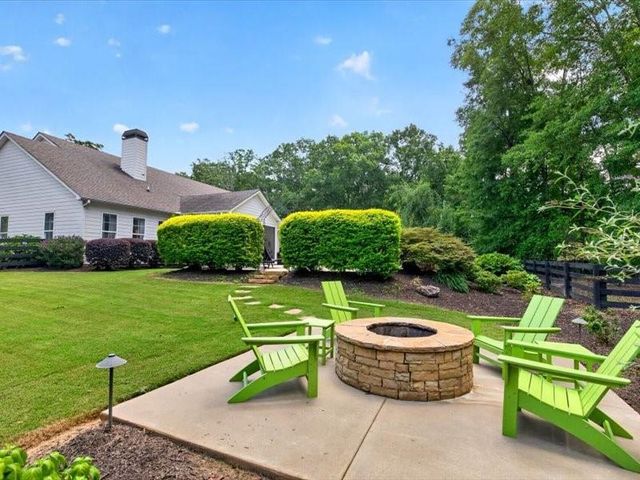 38 Mattox Road, Newnan, GA 30263