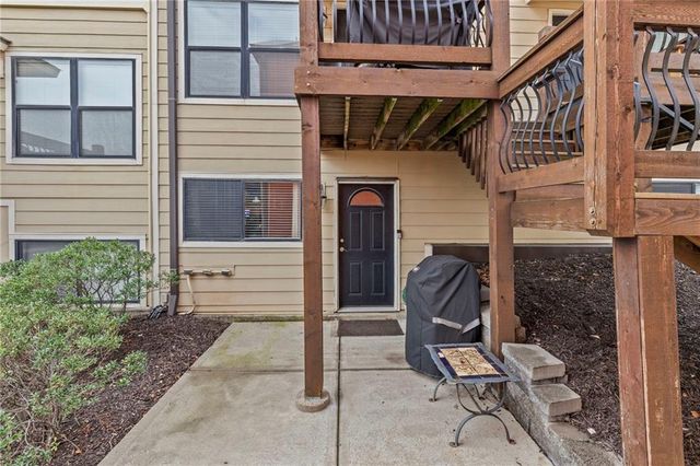 536 W 10th Street, Kansas City, MO 64105