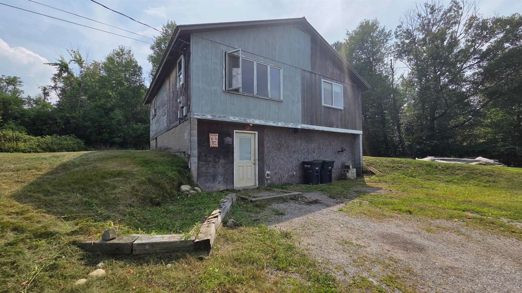 245 Jones Hill Road, Enfield, NH 03748