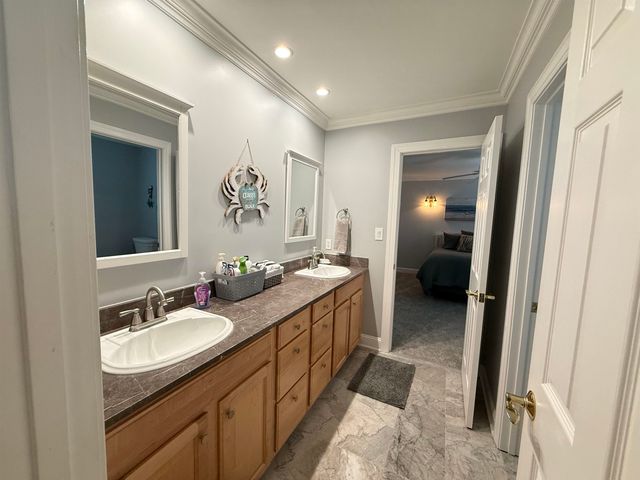 549 Old Augusta Dr., Pawleys Island, SC 29585