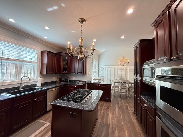 549 Old Augusta Dr., Pawleys Island, SC 29585