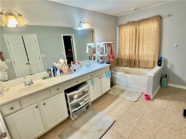 515 Friars Head Drive, Suwanee, GA 30024