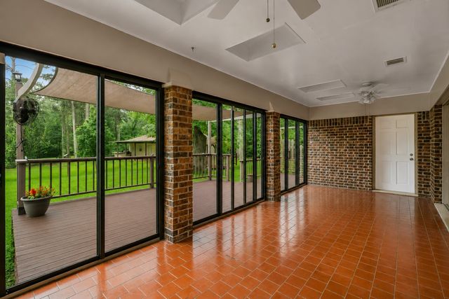 6231 S Lakeshore Drive, Shreveport, LA 71119