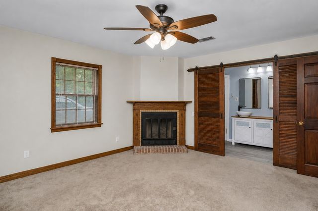 6231 S Lakeshore Drive, Shreveport, LA 71119