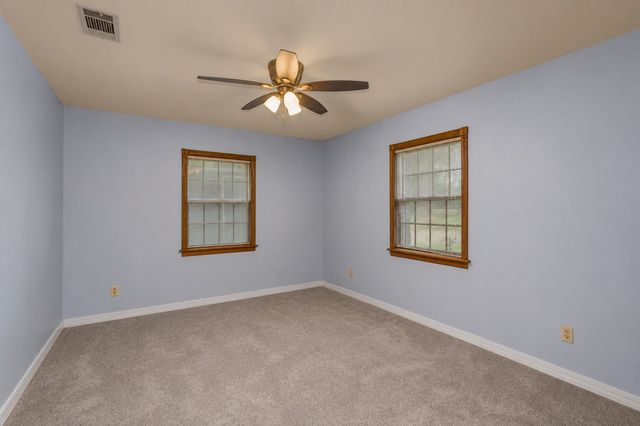 6231 S Lakeshore Drive, Shreveport, LA 71119