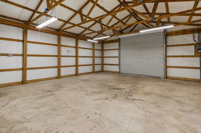 6231 S Lakeshore Drive, Shreveport, LA 71119
