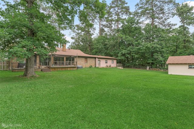 6231 S Lakeshore Drive, Shreveport, LA 71119