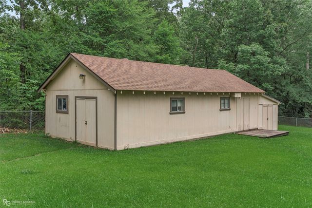 6231 S Lakeshore Drive, Shreveport, LA 71119