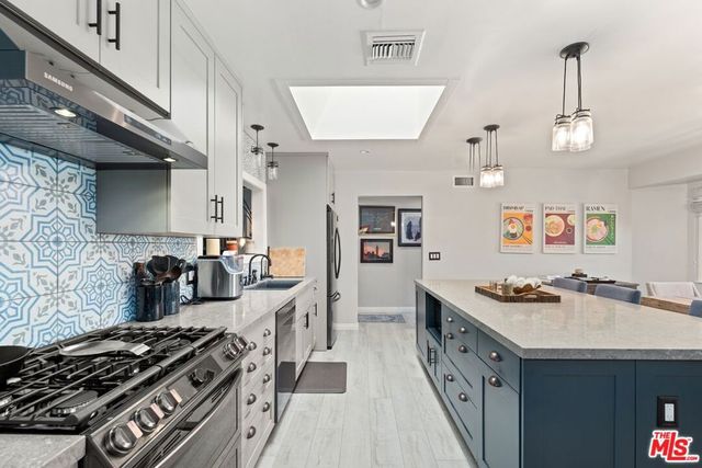 16852 Citronia Street, Northridge, CA 91343