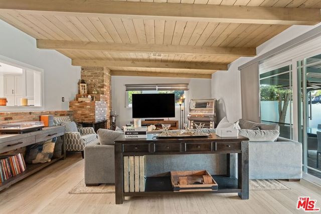 16852 Citronia Street, Northridge, CA 91343