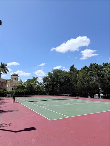 2725 VIA CIPRIANI 722A, Clearwater, FL 33764