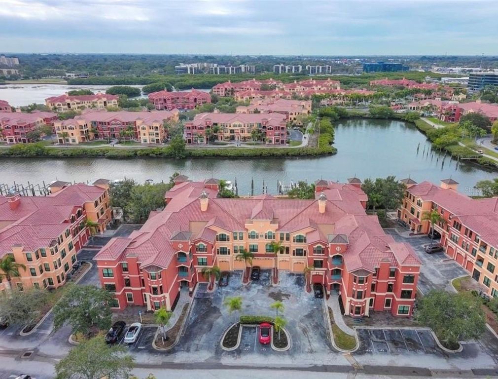 2725 VIA CIPRIANI 722A, Clearwater, FL 33764