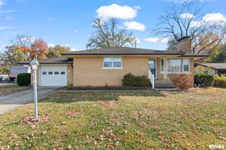 24 WESTWOOD Terrace, Springfield, IL 62702