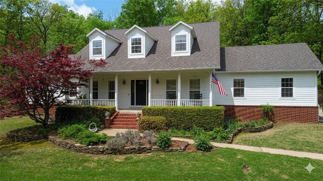 14203 Greenridge Road, Fayetteville, AR 72701