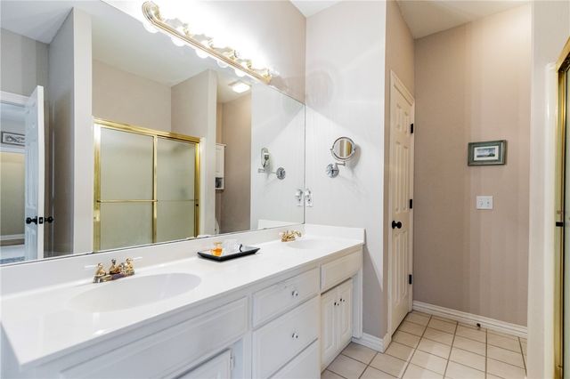 14203 Greenridge Road, Fayetteville, AR 72701