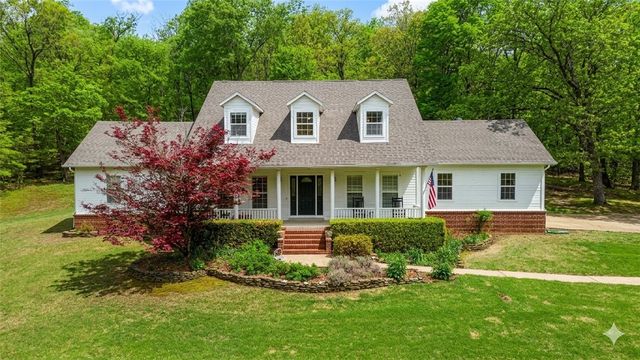 14203 Greenridge Road, Fayetteville, AR 72701