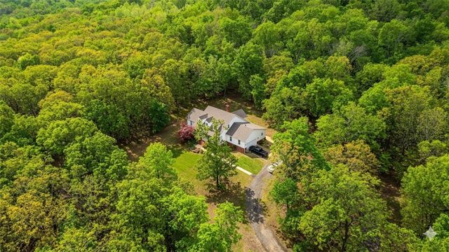 14203 Greenridge Road, Fayetteville, AR 72701