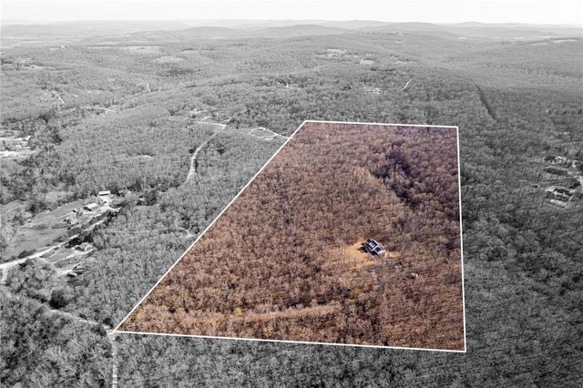 14203 Greenridge Road, Fayetteville, AR 72701