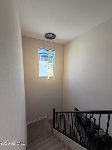 21083 N 58th Way, Phoenix, AZ 85054