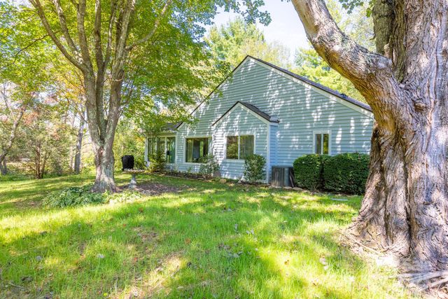 104 Llama Way, Black Mountain, NC 28711