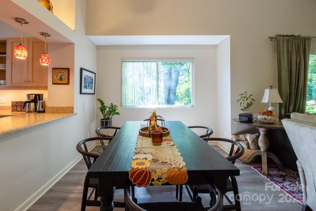 104 Llama Way, Black Mountain, NC 28711