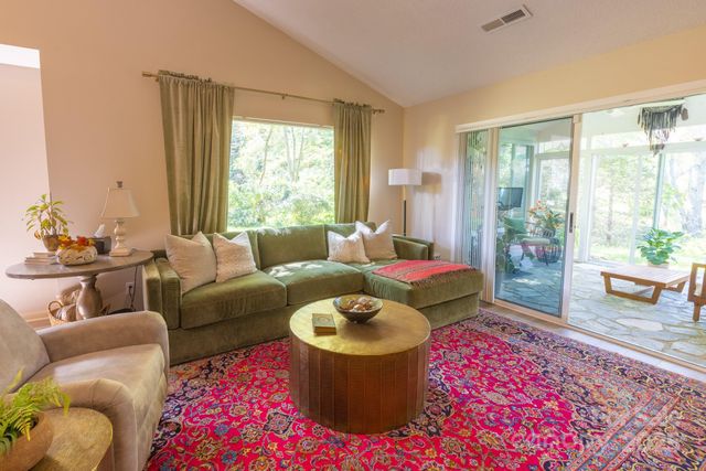 104 Llama Way, Black Mountain, NC 28711