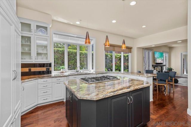 1601 Starling Court, Carlsbad, CA 92011