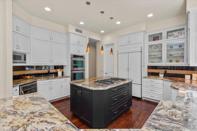 1601 Starling Court, Carlsbad, CA 92011