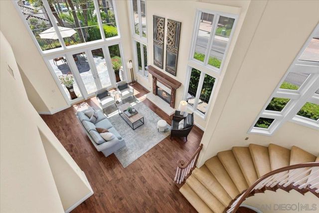 1601 Starling Court, Carlsbad, CA 92011