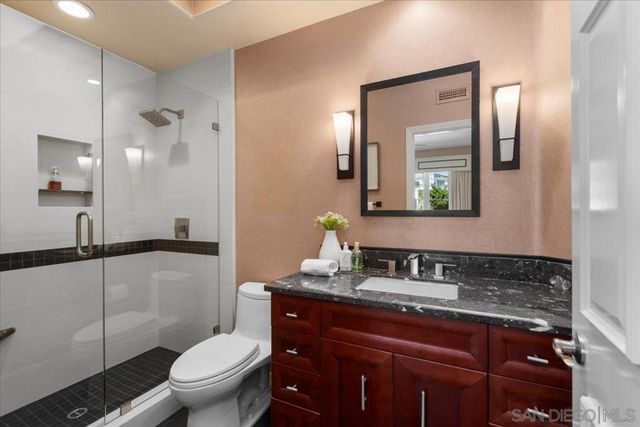 1601 Starling Court, Carlsbad, CA 92011