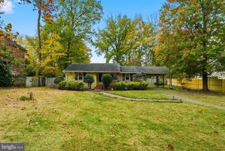 7748 FRANCES DR, Alexandria, VA 22306