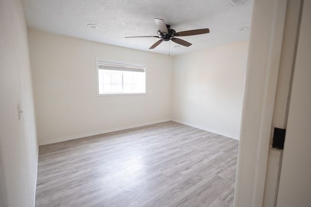 737 Hickory St, Colorado City, TX 79512