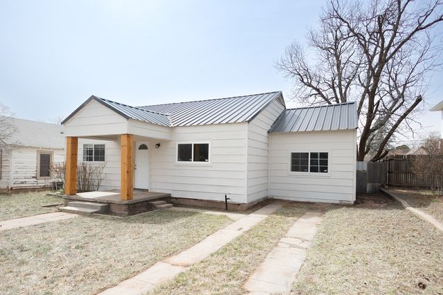 737 Hickory St, Colorado City, TX 79512