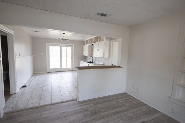 737 Hickory St, Colorado City, TX 79512