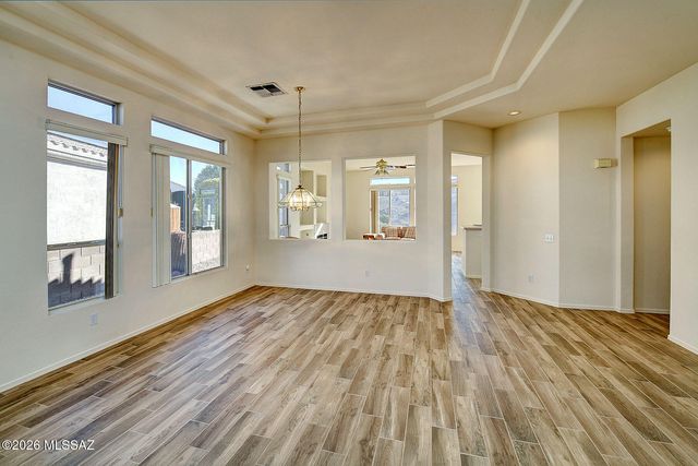 345 W Continental Vista Place, Green Valley, AZ 85614