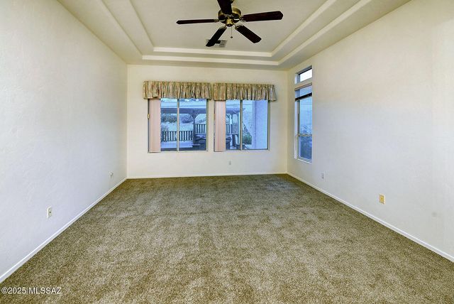 345 W Continental Vista Place, Green Valley, AZ 85614