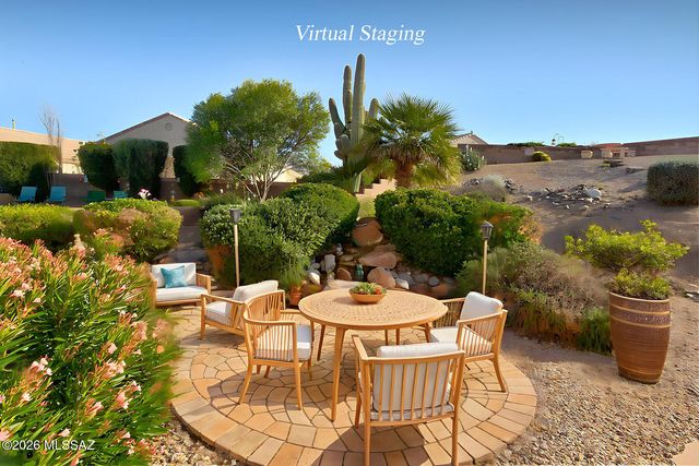 345 W Continental Vista Place, Green Valley, AZ 85614