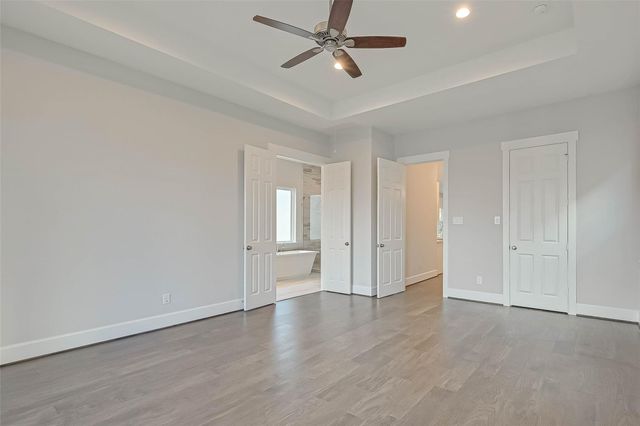 31 Thorpe Lane, Spring, TX 77389