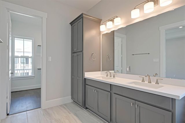 31 Thorpe Lane, Spring, TX 77389
