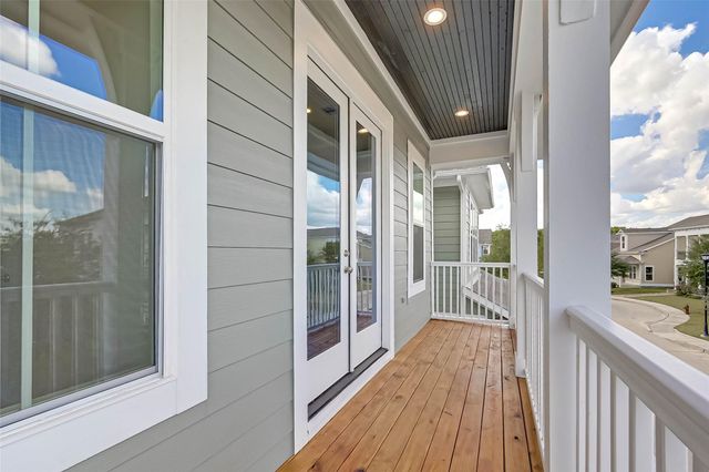 31 Thorpe Lane, Spring, TX 77389