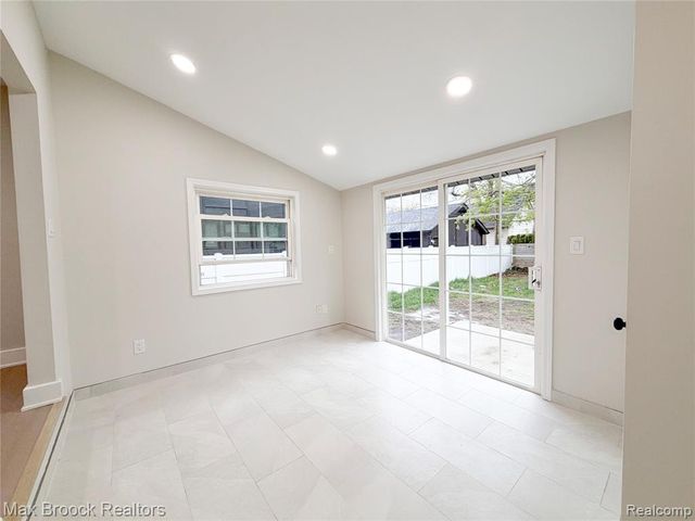 631 Humphrey Avenue, Birmingham, MI 48009